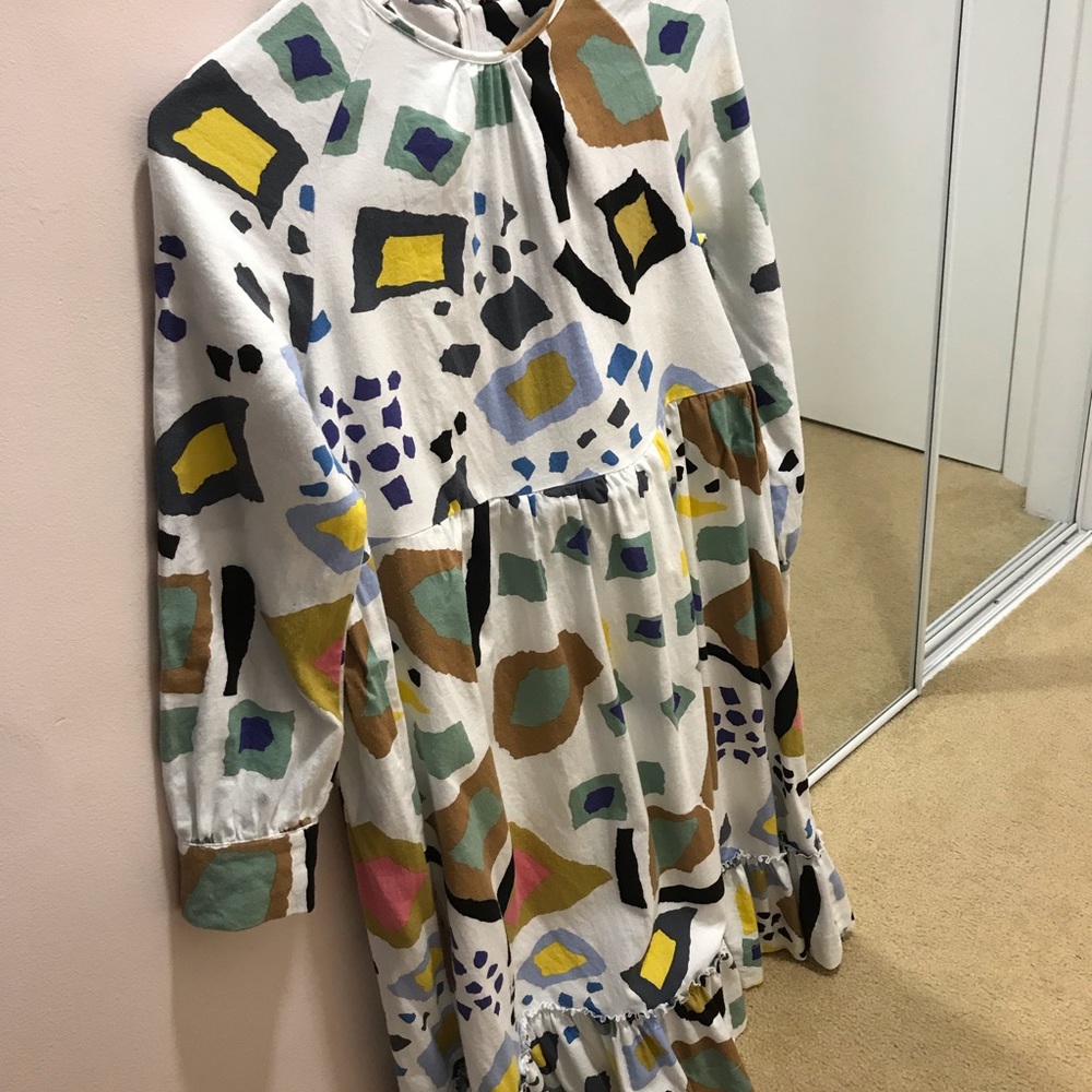 Women’s dress. Like new. Warm once.